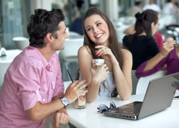 Yangi tanishuvlarda eng katta xatoingiz nima?