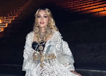 Madonna 67 yoshini oilasi bilan Toskanada nishonlamoqda