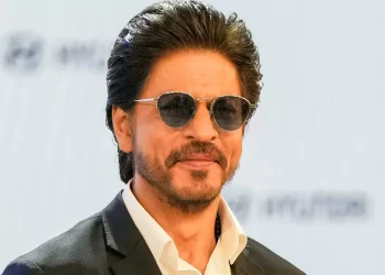 “Bollywood King” Endi Rasmiy Milliarder! Shohrux Xon Tarix Yozdi