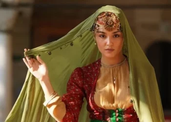 “Mavlono” nihoyat ekranlarda! — Tarix, muhabbat va Hande Erchel soyasi ostida