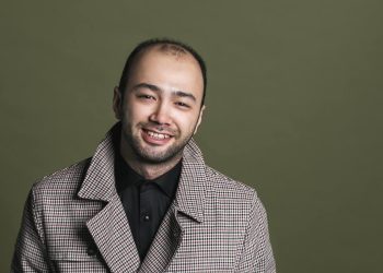 Alisher Uzoqov yana oshiq bo‘ldi! “Oshiqman” qo‘shig‘i bilan yuraklarni zabt etmoqda!