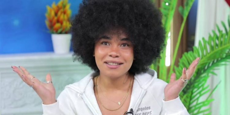 “Milliy kiyim kiysam, lo‘li deb o‘ylashadi” — model Juxaina Lango bilan ochiq suhbat