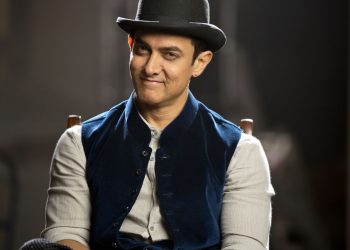 Rollari uchun o‘zgarishdan qo‘rqmaydigan yulduz: Amir Xon 61 yoshda