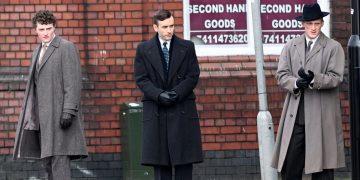 “O‘tkir nishonlar” yana qaytmoqda: mashhur serialning davomi suratga olinmoqda