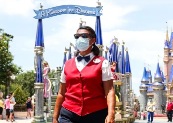 Disney 1000 ga yaqin ish o‘rnini qisqartirmoqchi