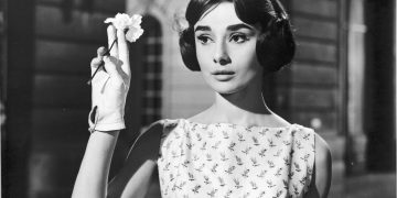 Gollivud afsonasi Audrey Hepburn qanday qilib butun umr bir xil vaznni saqlagan?
