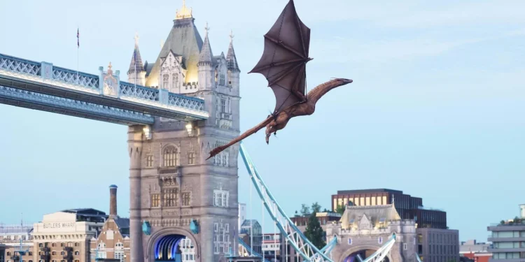 London osmonida ulkan ajdarho paydo bo‘ldi.