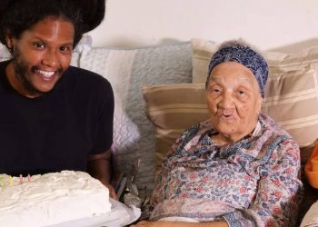 96 yoshli ayol dunyoning eng keksa fudblogeri sifatida Ginnes rekordini o‘rnatdi