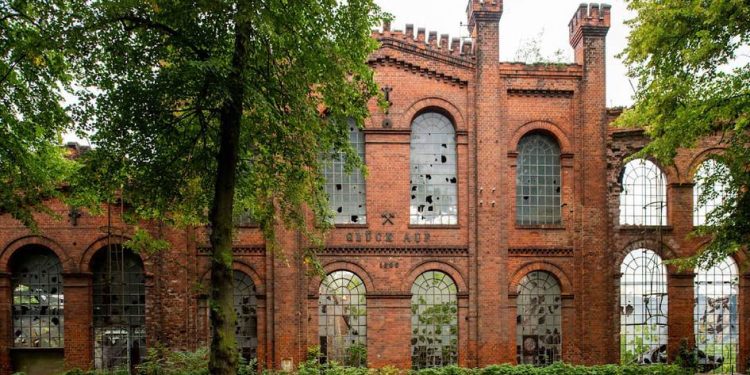 Germaniyada XIX asrga oid tarixiy zavod atigi 1 yevroga sotuvga qo‘yildi