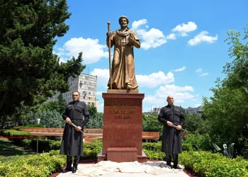 Tbilisida Alisher Navoiy haykali tantanali ravishda ochildi